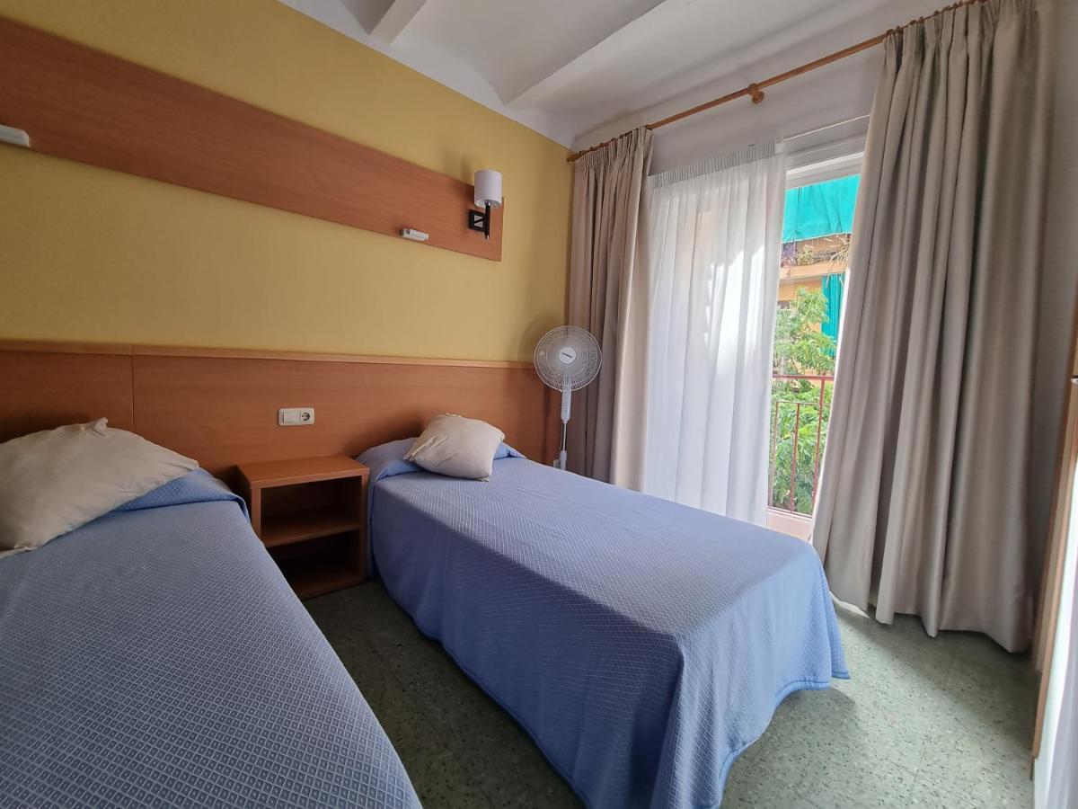 Pension El Ciervo Lloret de Mar Exteriör bild